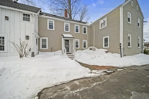 10 Maple Street Exeter NH 03833