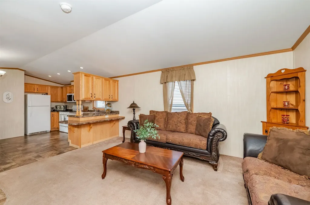 2 Wolf Lane Somersworth NH 03878