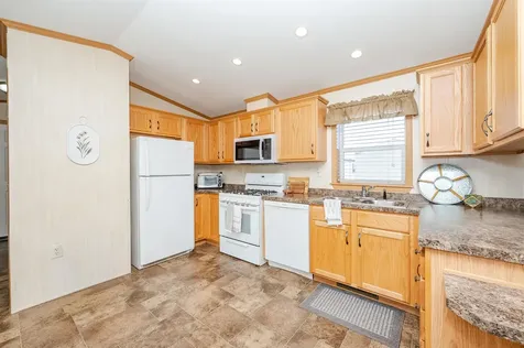 2 Wolf Lane Somersworth NH 03878