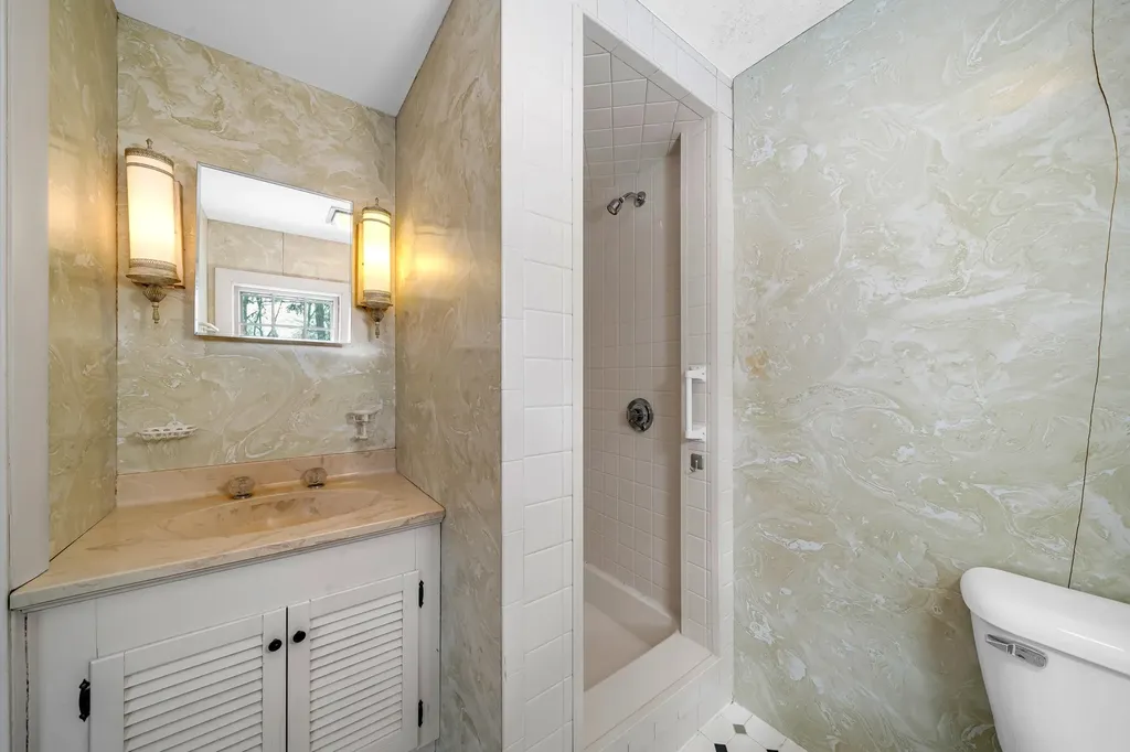 36 Woodman Road Durham NH 03824