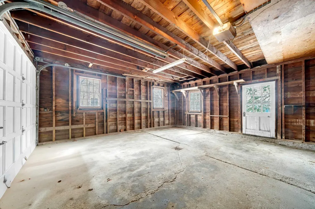 36 Woodman Road Durham NH 03824