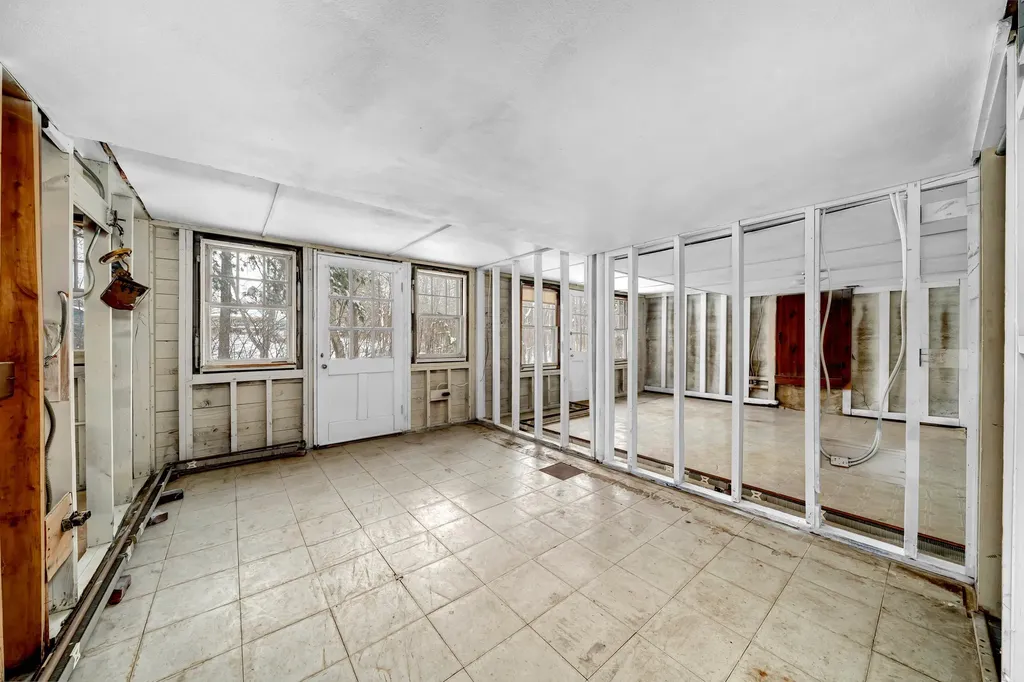 36 Woodman Road Durham NH 03824