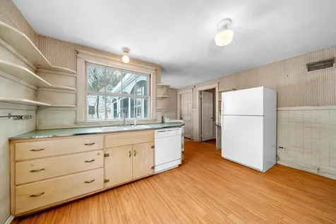 36 Woodman Road Durham NH 03824