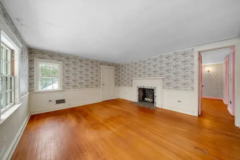 36 Woodman Road Durham NH 03824