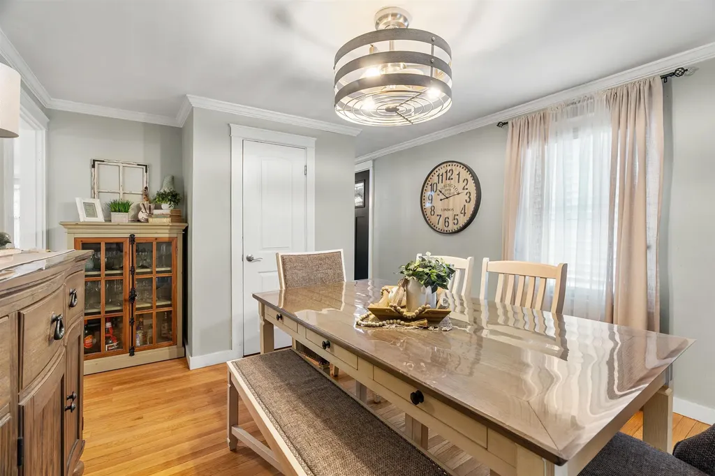 63 Tampa Street Nashua NH 03064