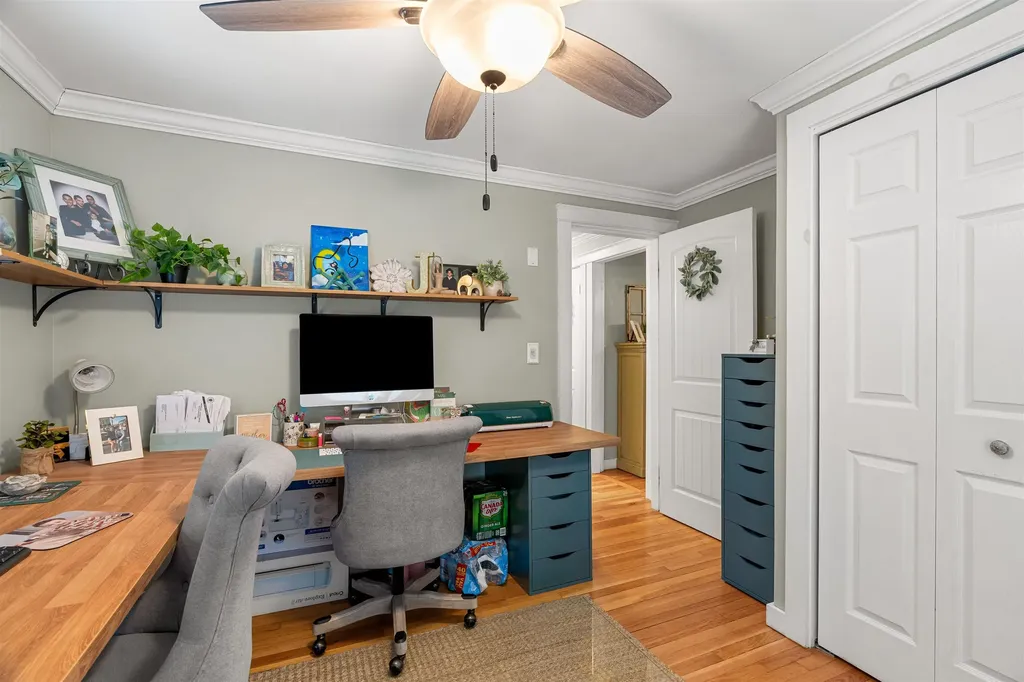 63 Tampa Street Nashua NH 03064