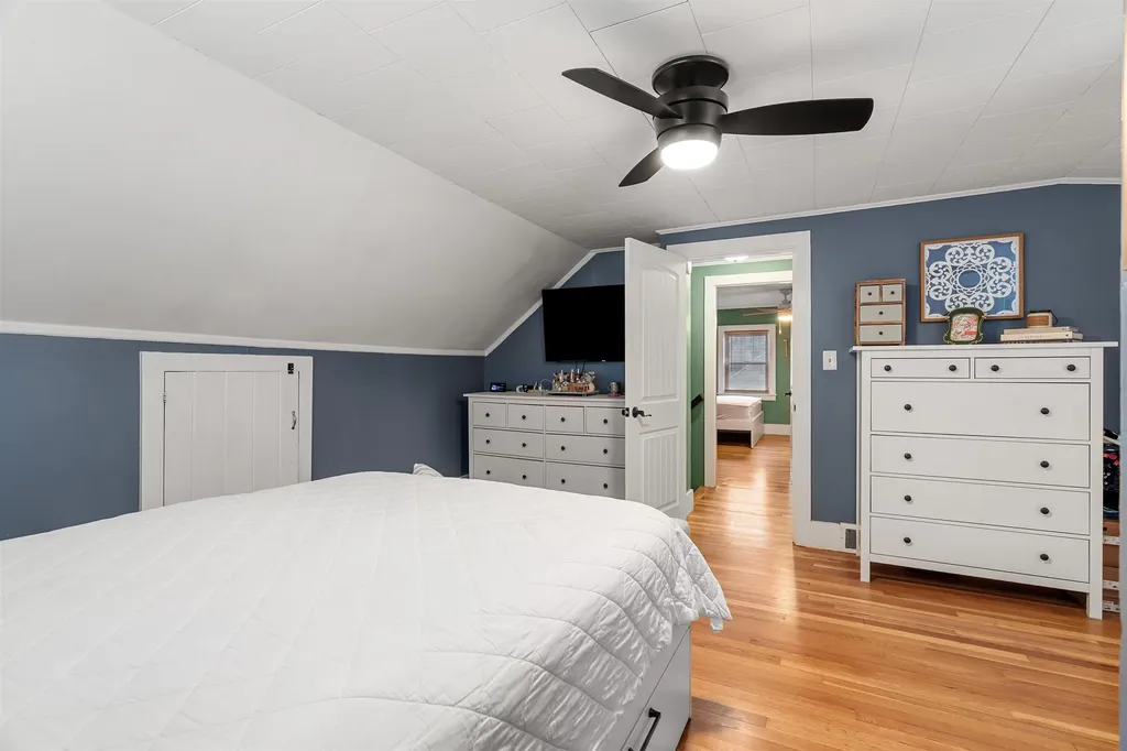 63 Tampa Street Nashua NH 03064