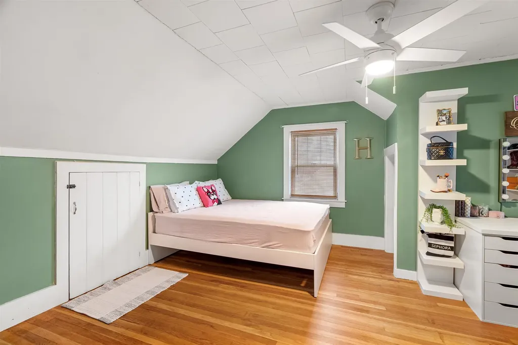 63 Tampa Street Nashua NH 03064