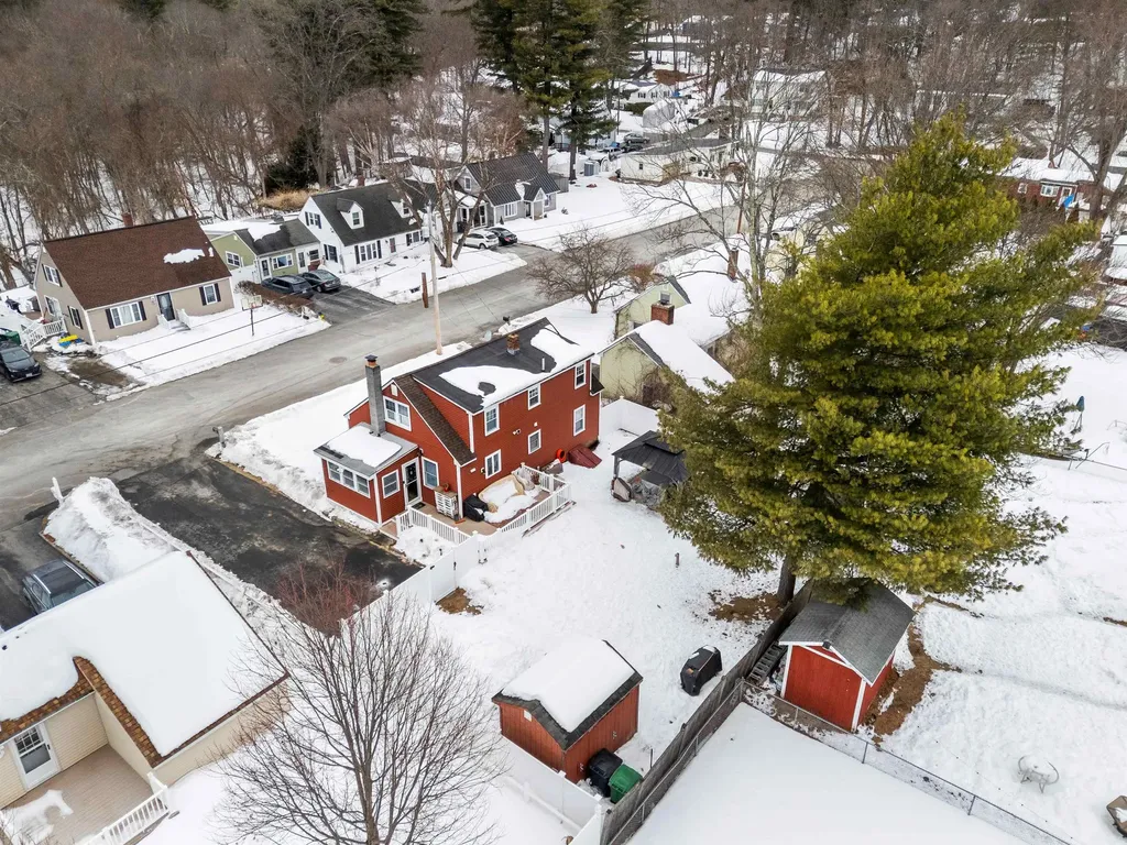 63 Tampa Street Nashua NH 03064