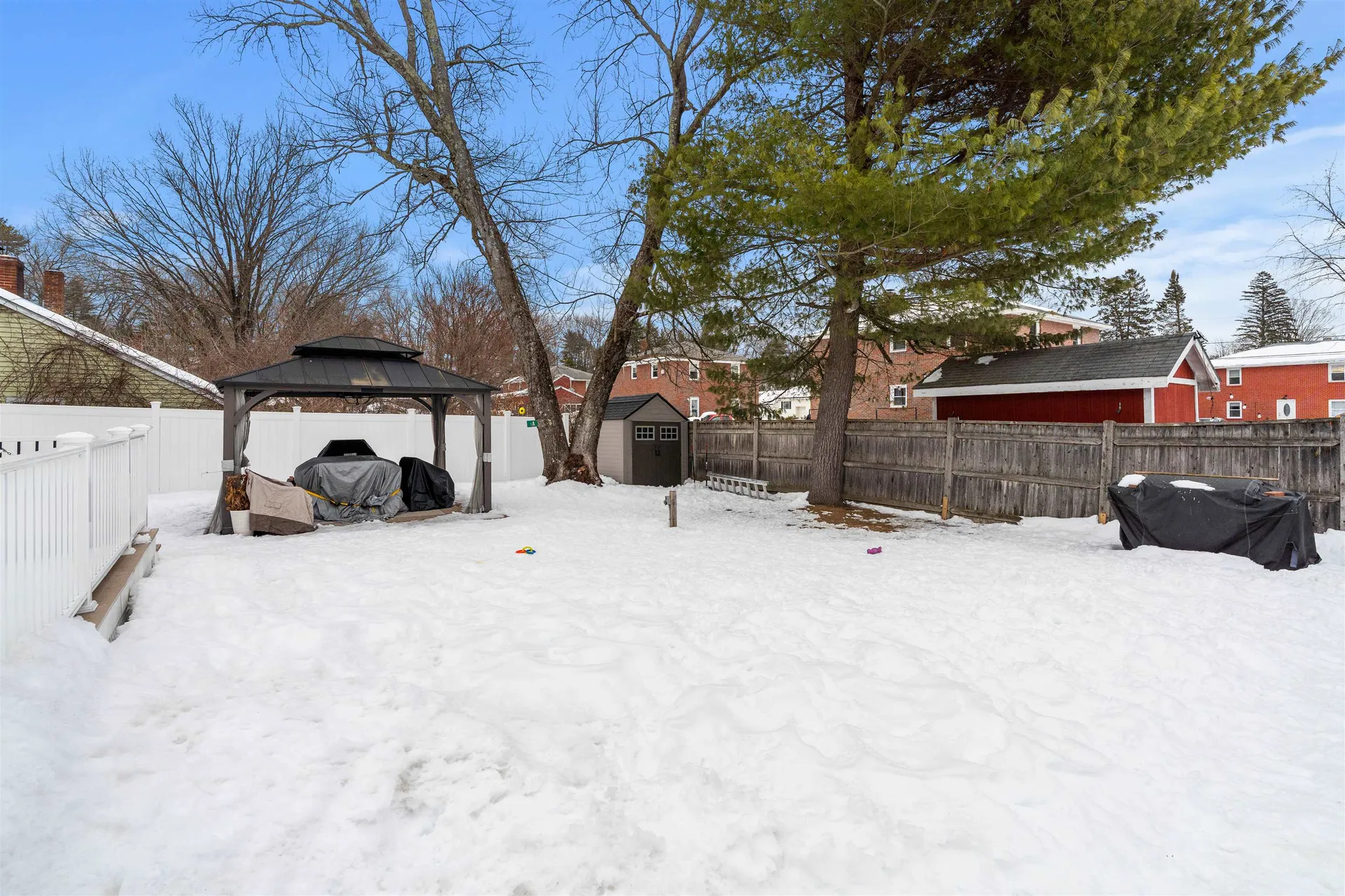 63 Tampa Street Nashua NH 03064