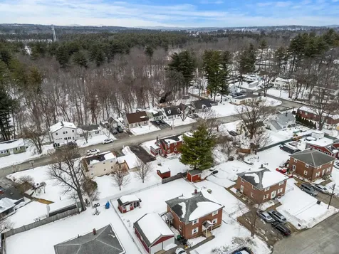 63 Tampa Street Nashua NH 03064