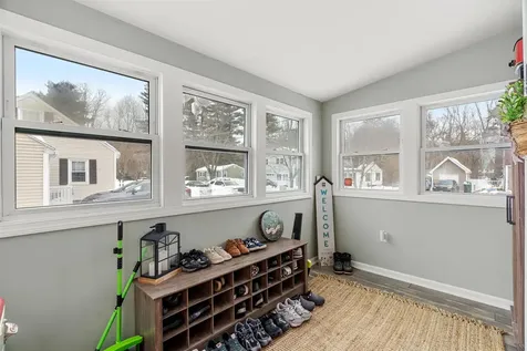 63 Tampa Street Nashua NH 03064