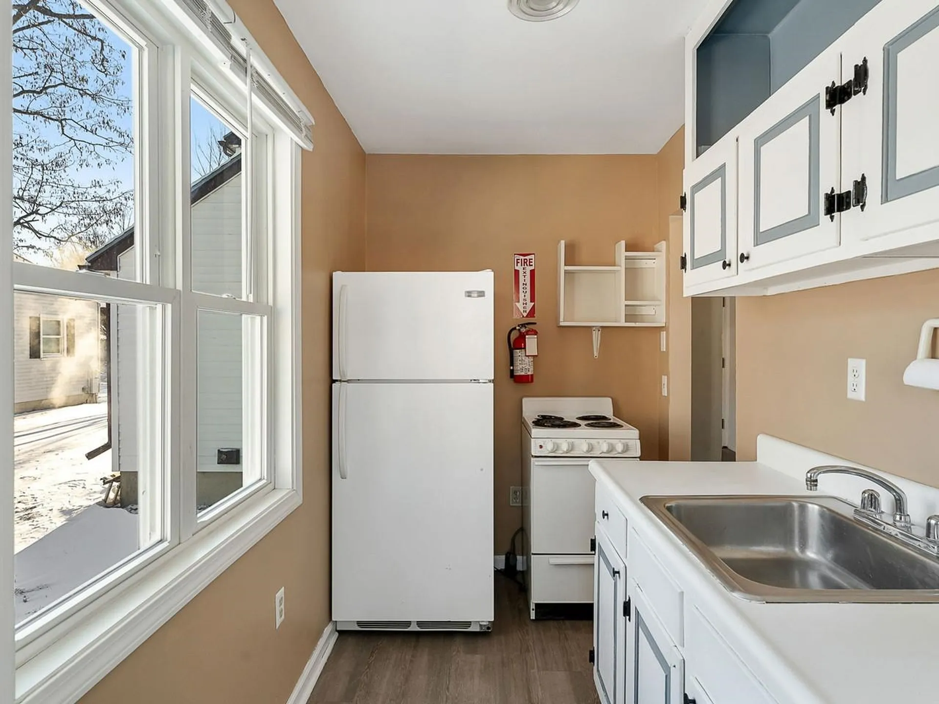 16 Lakewood Parkway Burlington VT 05408