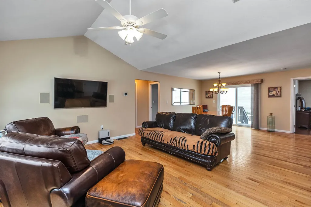 57 Baldwin Street Nashua NH 03064