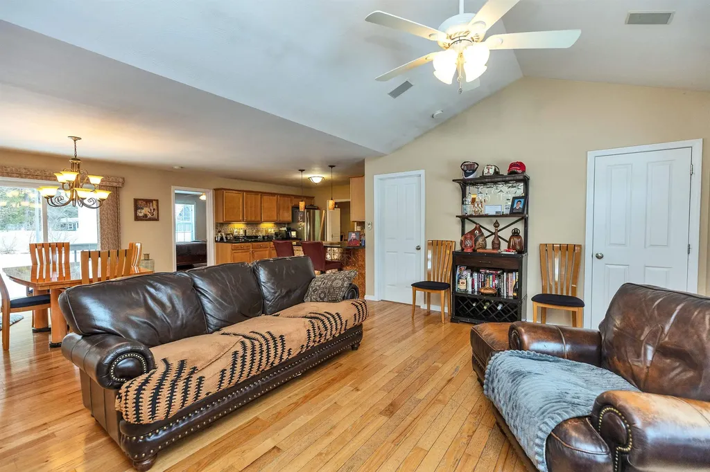 57 Baldwin Street Nashua NH 03064