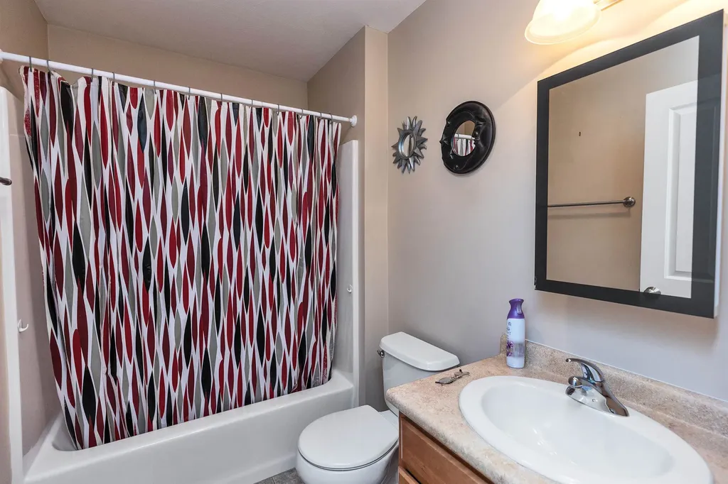 57 Baldwin Street Nashua NH 03064