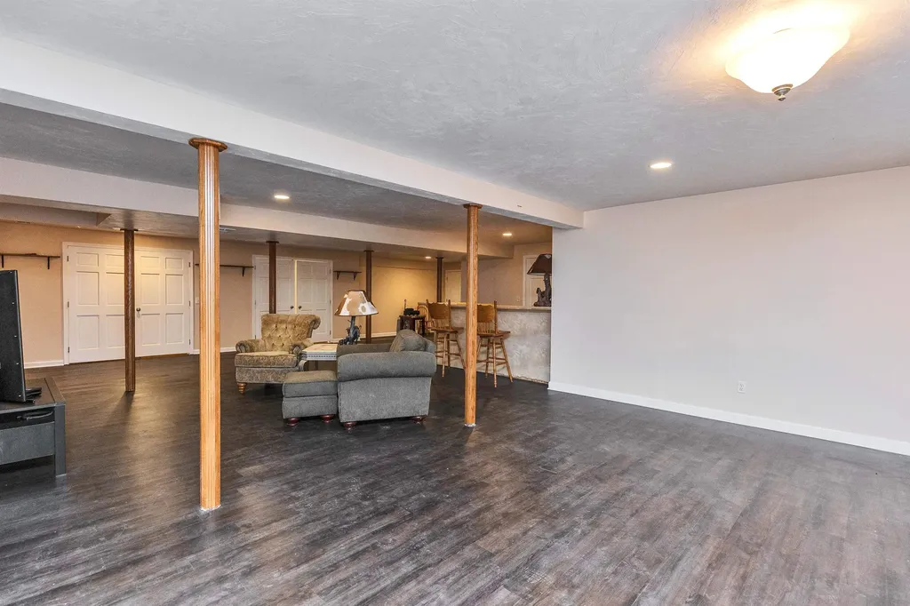 57 Baldwin Street Nashua NH 03064