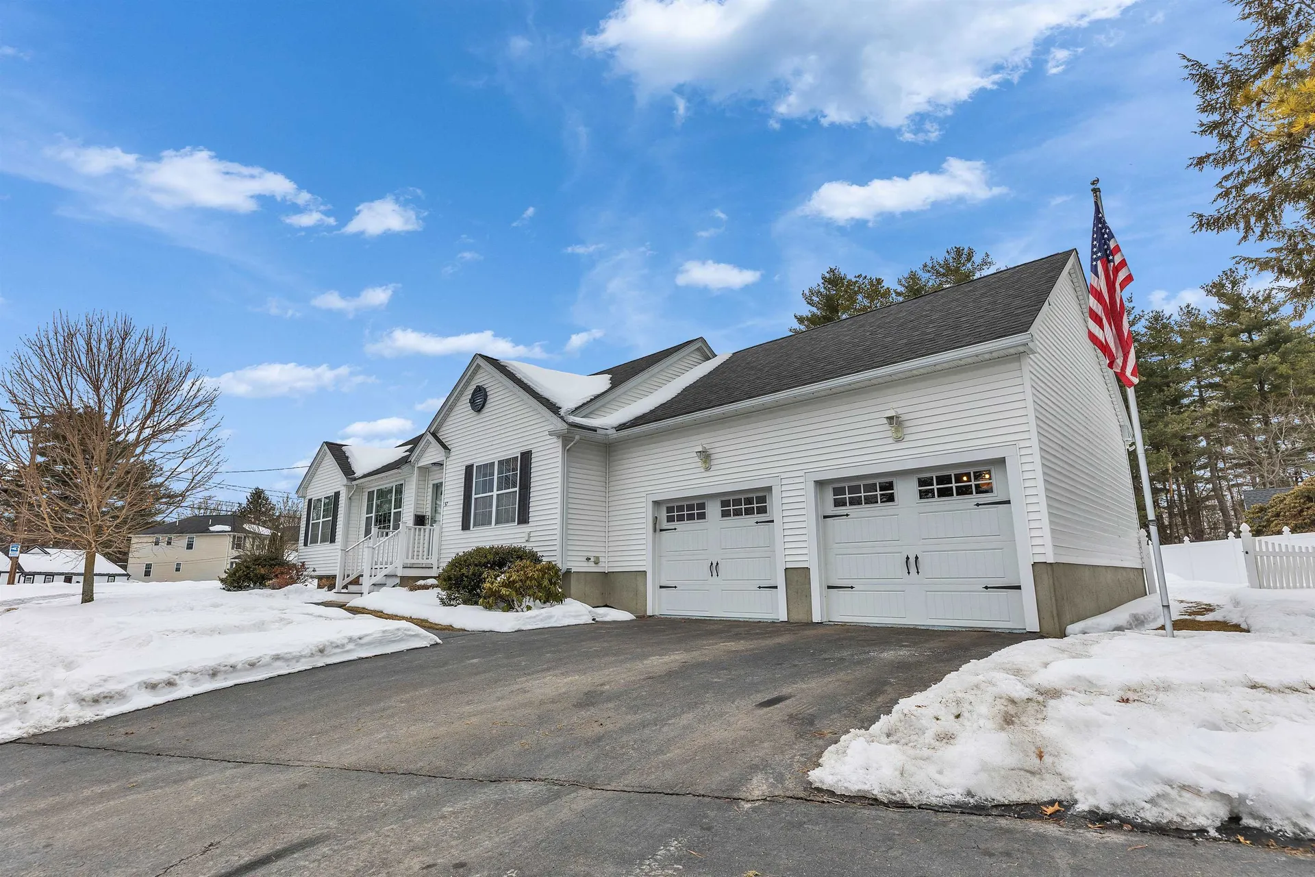 57 Baldwin Street Nashua NH 03064