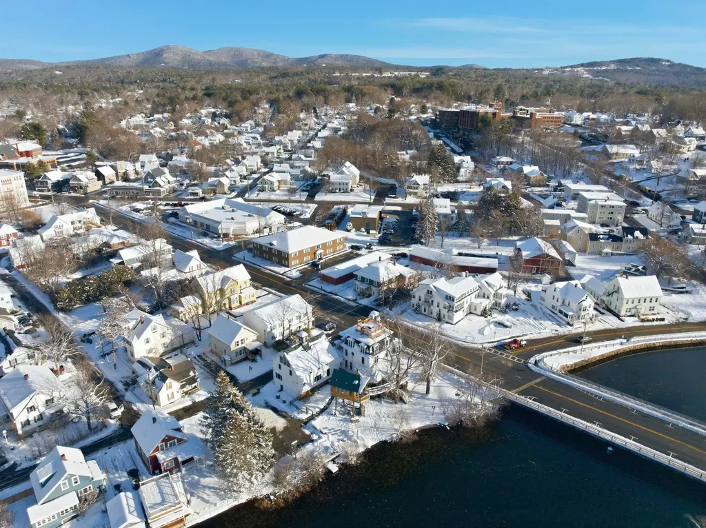 96 Church Street Laconia NH 03246