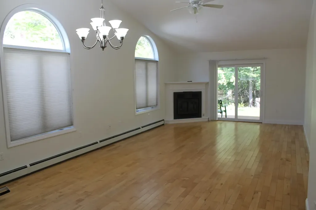 158 Pollard Road Lincoln NH 03251