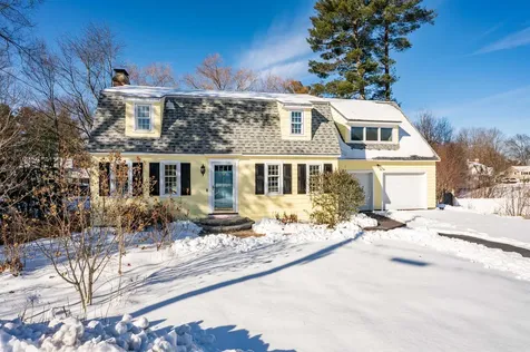 5 Appaloosa Place Nashua NH 03062