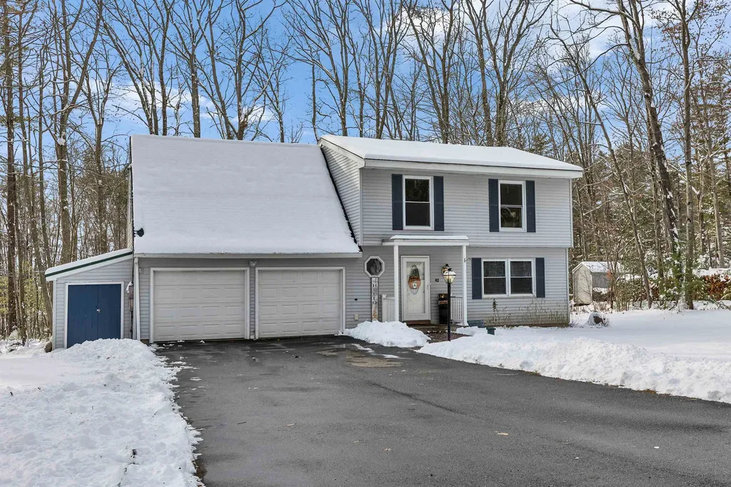 412 Deerpath Lane Pembroke NH 03275