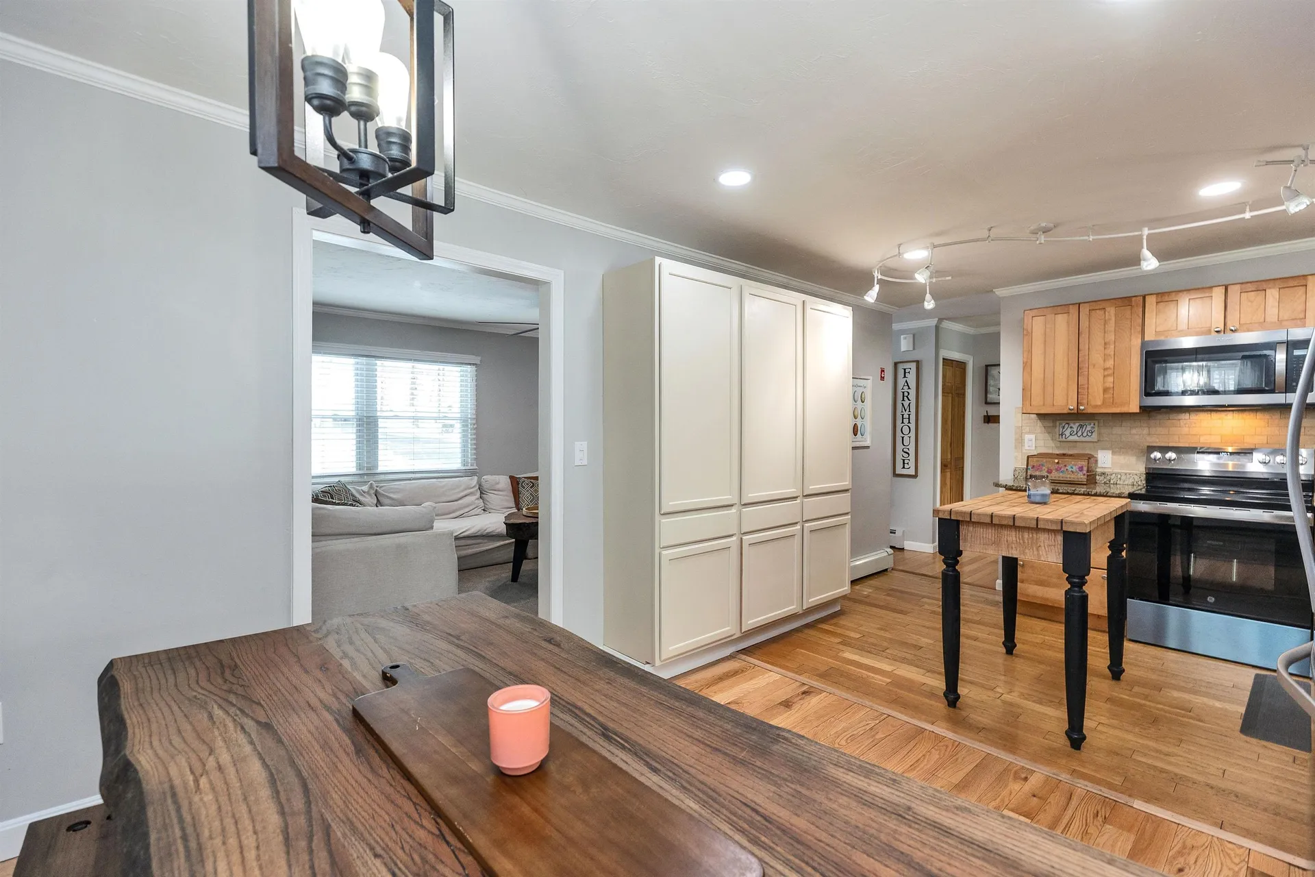 412 Deerpath Lane Pembroke NH 03275