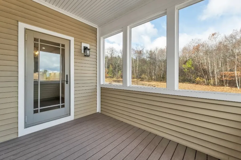 12 Stonehenge Circle Northfield NH 03220