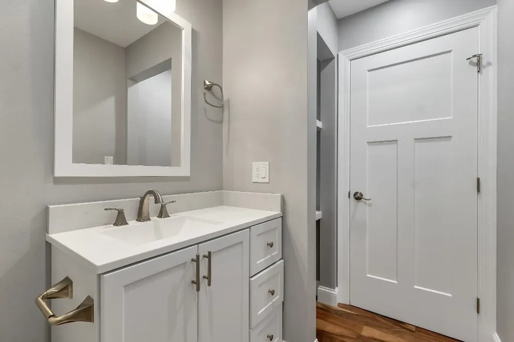 12 Stonehenge Circle Northfield NH 03220