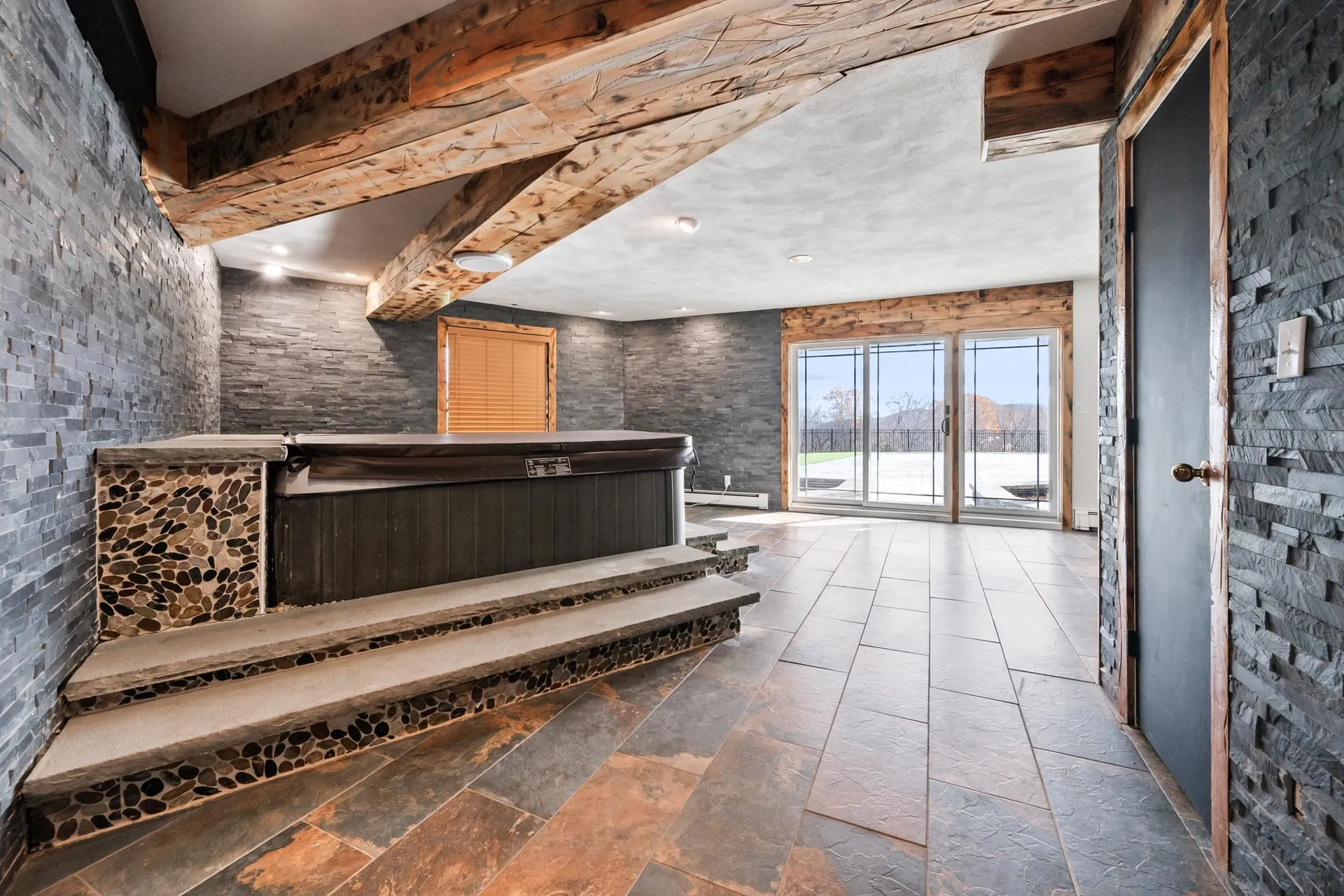 24 North Ledge Road Bartlett NH 03812