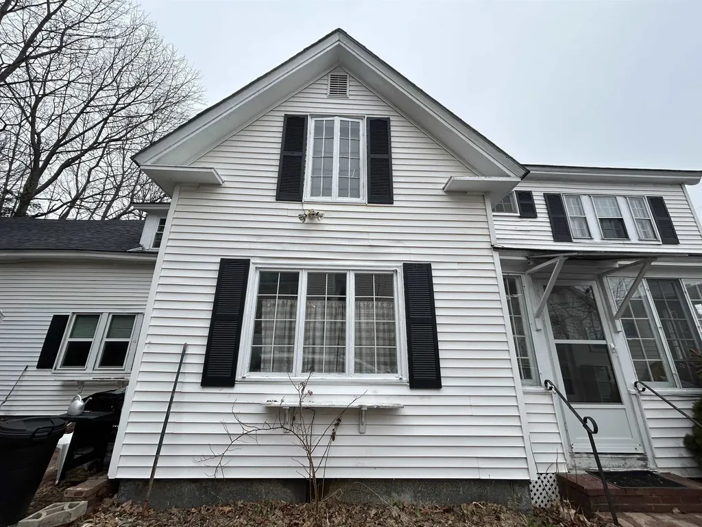 5 Perry Avenue Concord NH 03301