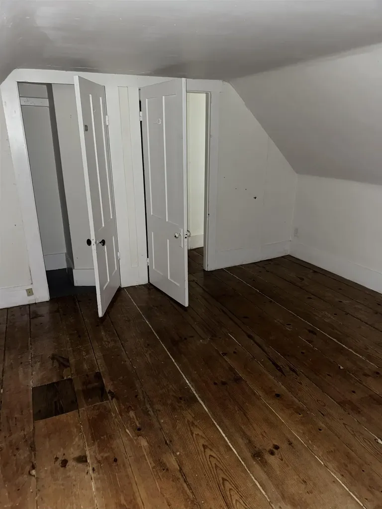 5 Perry Avenue Concord NH 03301