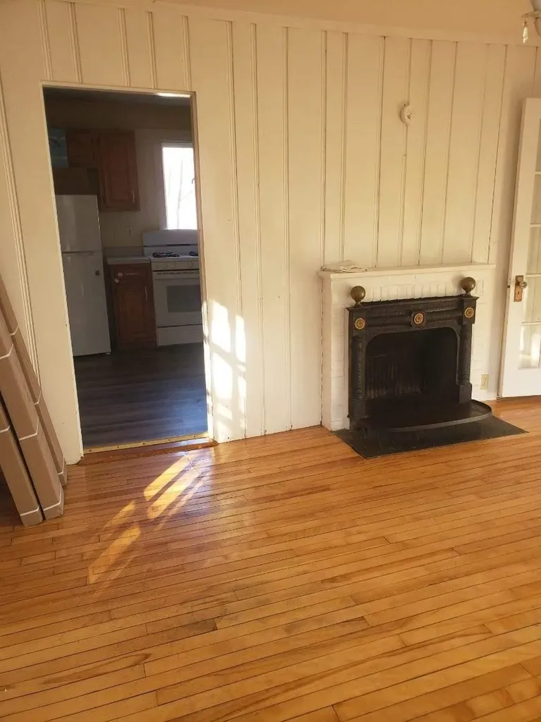 5 Perry Avenue Concord NH 03301