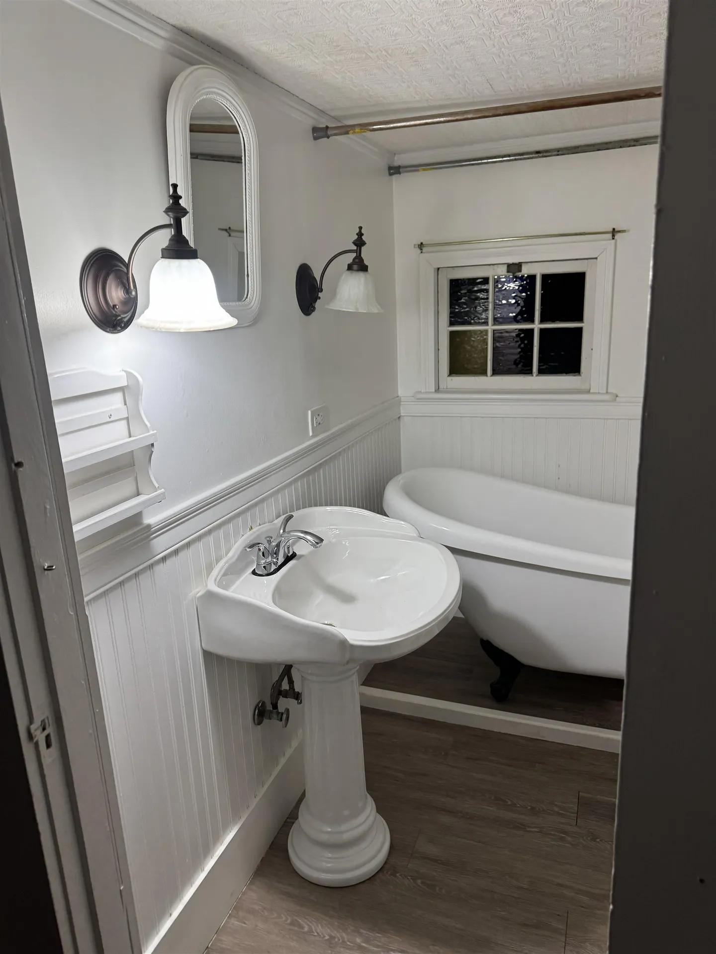 5 Perry Avenue Concord NH 03301