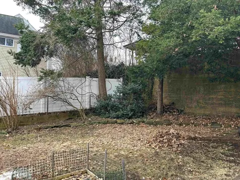 5 Perry Avenue Concord NH 03301