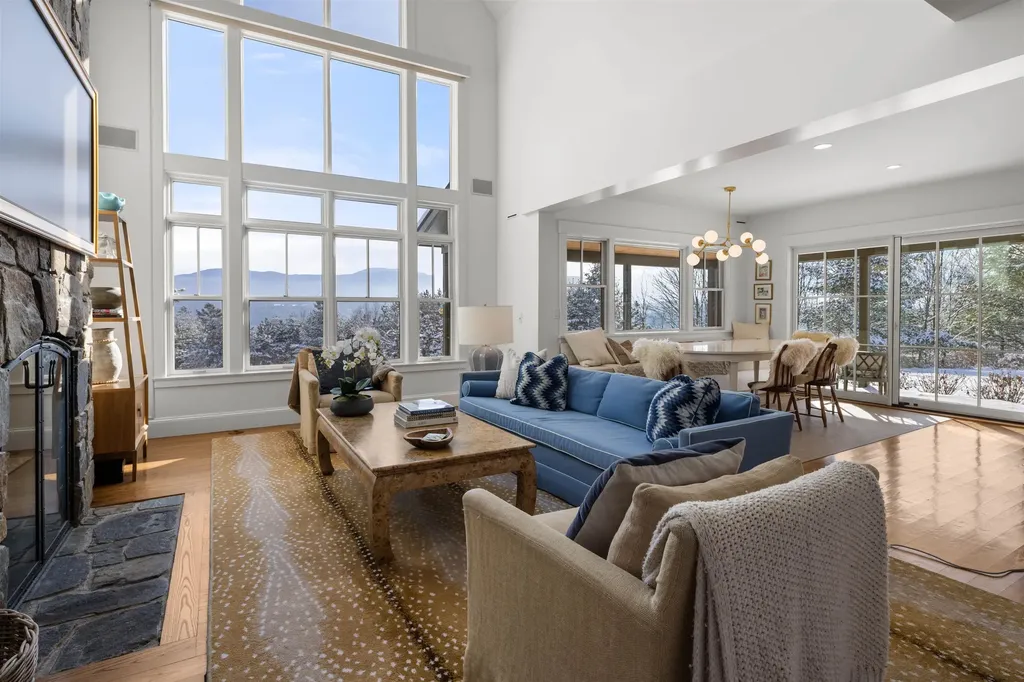 17 Hunger Lane Stowe VT 05672