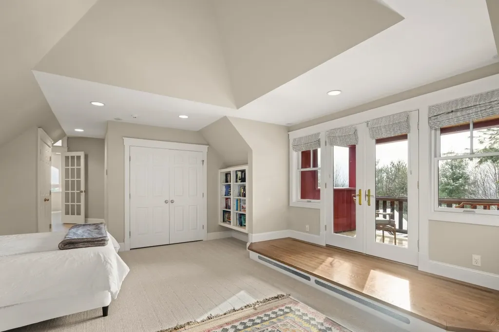 17 Hunger Lane Stowe VT 05672