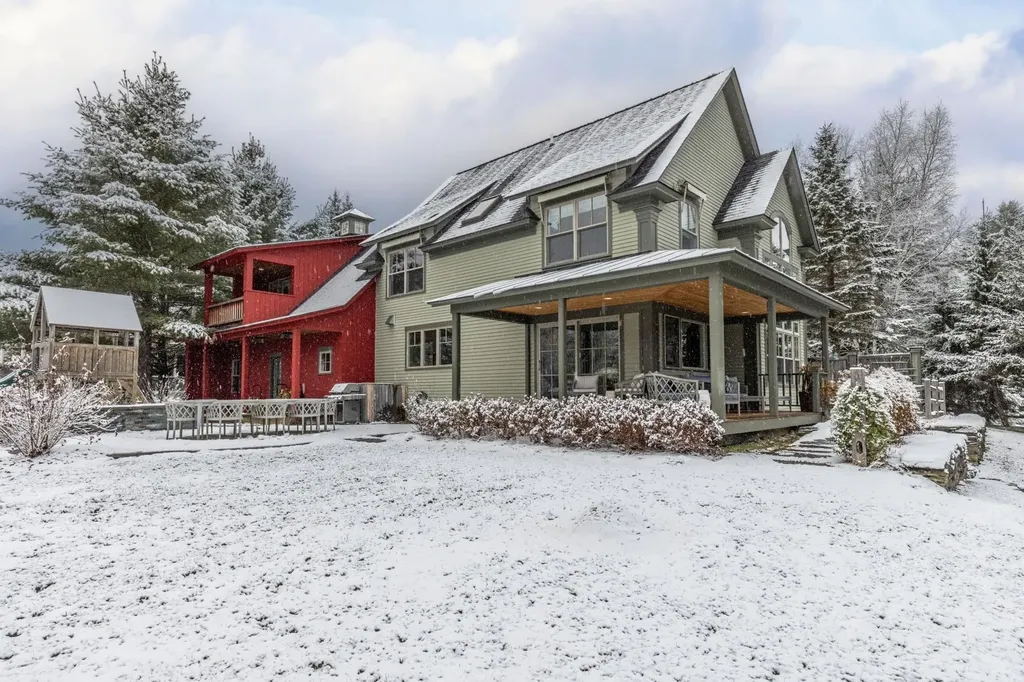 17 Hunger Lane Stowe VT 05672