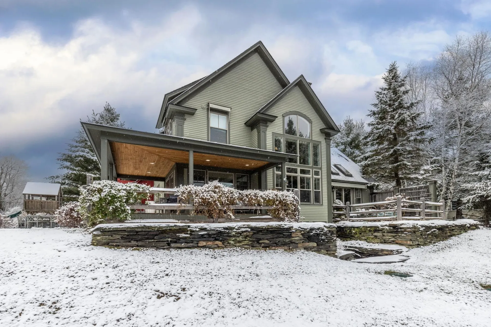 17 Hunger Lane Stowe VT 05672