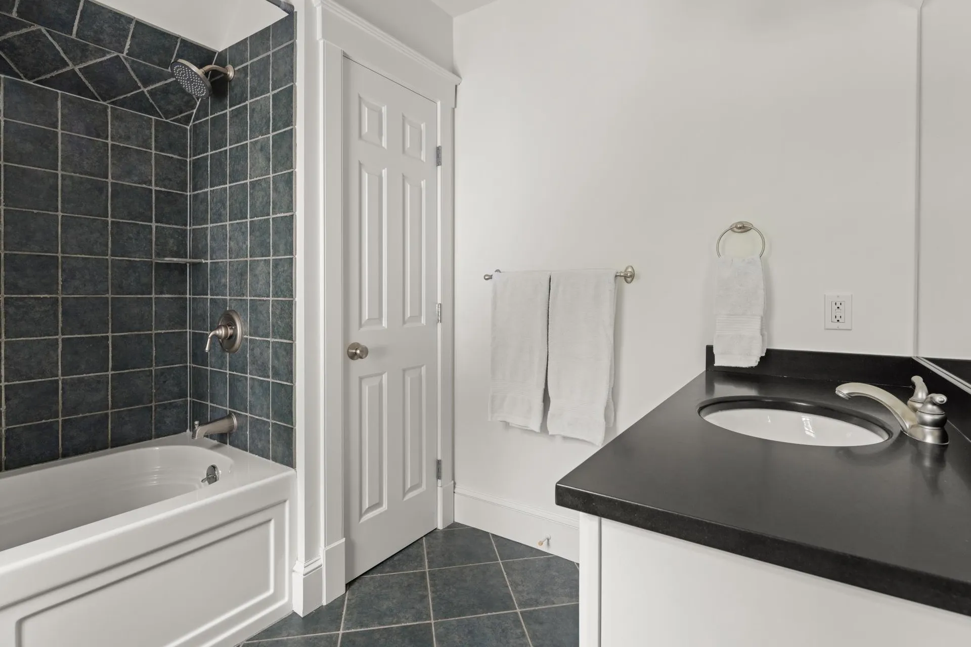 17 Hunger Lane Stowe VT 05672