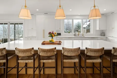 17 Hunger Lane Stowe VT 05672