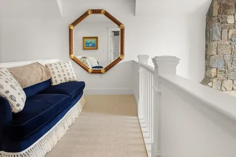 17 Hunger Lane Stowe VT 05672