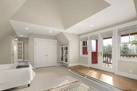 17 Hunger Lane Stowe VT 05672