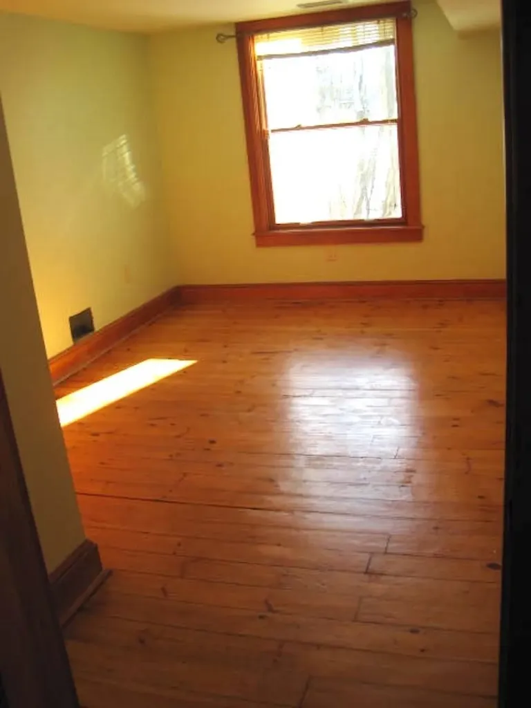 32 Woodman Road Durham NH 03824