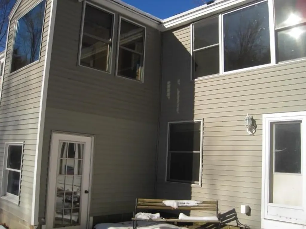 32 Woodman Road Durham NH 03824