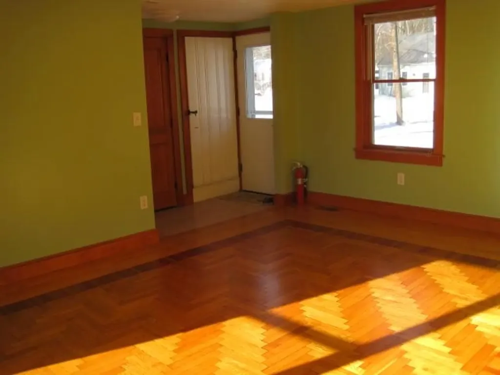 32 Woodman Road Durham NH 03824