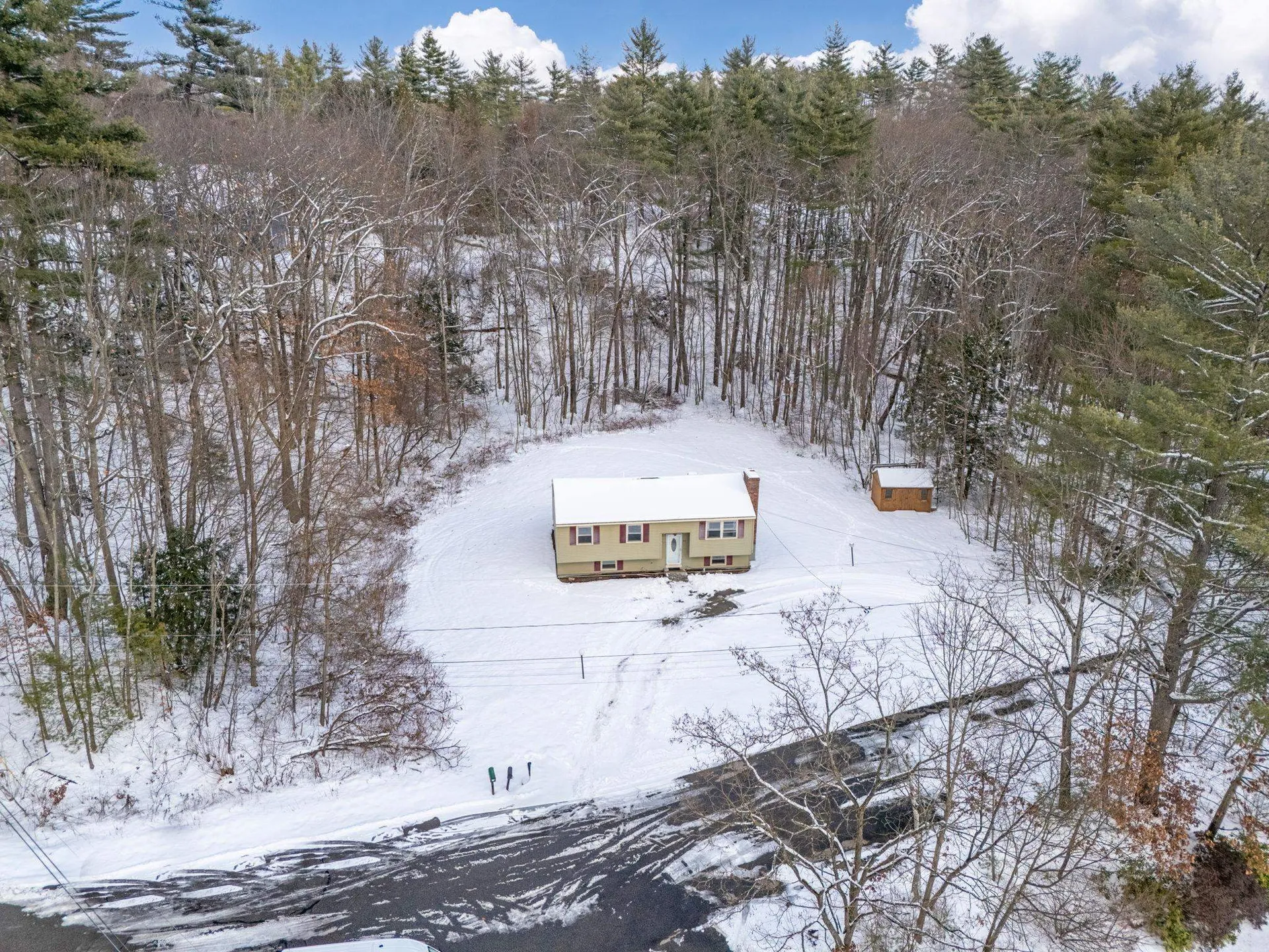 93 Jason Drive Goffstown NH 03045