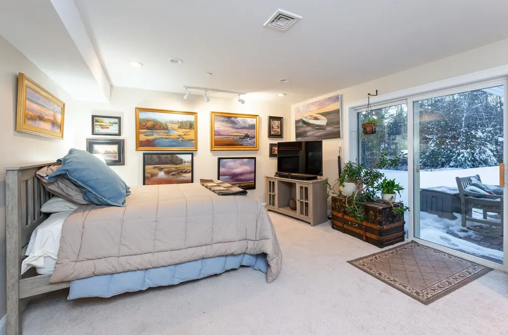 226 Villager Road Chester NH 03036