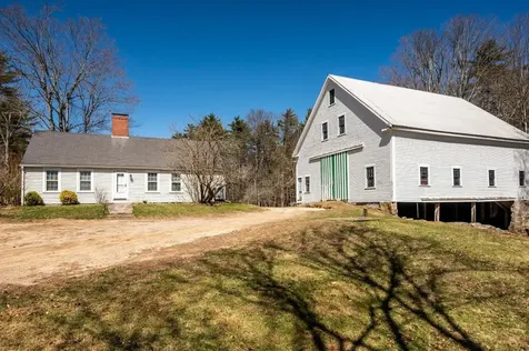 5 Mcdaniel Road Nottingham NH 03290