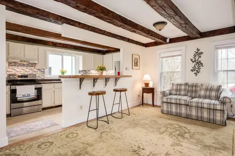 5 Mcdaniel Road Nottingham NH 03290